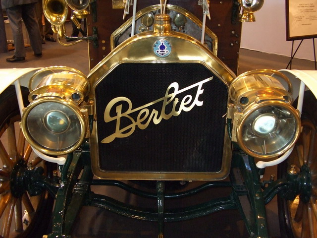 berliet-calande.jpg