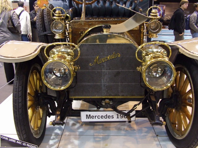mercedes simplex 1904-calandre.jpg