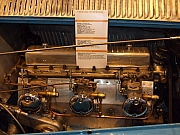 bugatti moteur.jpg bugatti moteur.jpg